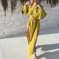 komplet Noa, boho styl, spódnica maxi, krótka bluzka, rozcięcie noga, zwiewna tkanina, letnia stylizacja, wakacyjny look, kobiecy fason, naturalne kolory, styl resort, moda premium, sensualny design, lekka forma, outfit lato