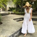 Sukienka Boho Muślin, biała  , Amaya , Długa, rozkloszowana , zwiewna , dekolt v