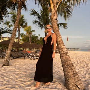 Boho Chic - letnia Sukienka plażowa Larim - czarna - głęboki dekolt  