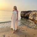 Boho Chic , sukienka , warkocze , opadające ramiona  , sukienka maxi , wiązana  , długa sukienka , zwiewna , muślin , letnia sukienka beżowa
