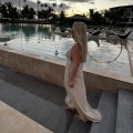 Boho sukienka , długa , wiązana , rozcięcie naturalny materiał , muślin , bambus , beżowa na plaze , na wakacje , beachwear , boho styl , dekolt , otwarte plecy