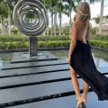 Komplet  . Wiązany top . Wysokie rozcięcie  , zwiewna , boho komplet set  . Maxi . Boho chic . Biały  , duży dekolt , spódnica wysokie rozcięcie .   . Modny letni komplet  . Na urlop .Na plażę . Hit lata . Sensual Czarny set . muślin . naturalny materiał