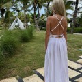 Biała Boho Sukienka Arina, White, Dekolt, Muślin, Bawełna , wiazana , gołe plecy , dekolt v , warkocze