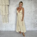 Boho sukienka , długa , wiązana , rozcięcie naturalny materiał , muślin , bambus , beżowa na plaze , na wakacje , beachwear , boho styl , dekolt , otwarte plecy
