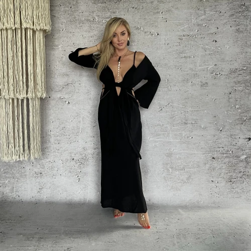 Top kopertowy , wiązany Naomi , sensual boho line , czarny ,  bluzka , narzutka , na sukienkę bolerko , wiązane  , cienki materiał , lekki , delikatny , muślin , bawełna , modny  na plażę