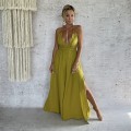 Sukienka długa , zwiewna , boho sukienka m. Maxi . Boho chic . Oliwkowa . Seledynowa , duży dekolt , wysokie rozcięcie . Gołe plecy . Modna letnia sukienka . Na ułóż . Na plażę . Hit lata . Sensual . Boho . Flavia