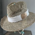 boho bohochic Bucket Czapka rybacka Hat Kapelusz modaboho Na plażę Nowość Przeciwsłoneczny Straw Sukienki Słomiany kapelusz Słomkowy Pleciony Nakrycie głowy Logowany Beżowy brązowy karmelowy nude bez Numa z turkusem